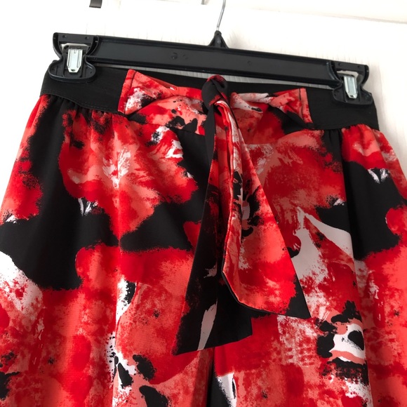 Floral Wide Leg Tie Waist Pants - Picture 4 of 7